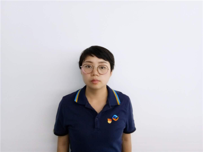 优秀党务工作者—潘娜